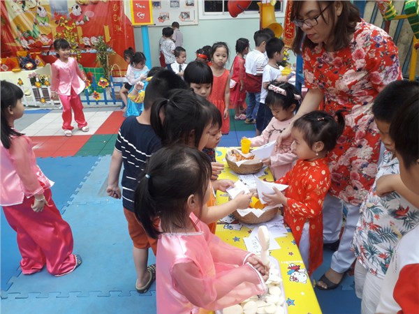 Trường Mầm non 14B tổ chức lể hội  Bé vui đón xuân Kỷ Hợi 2019 